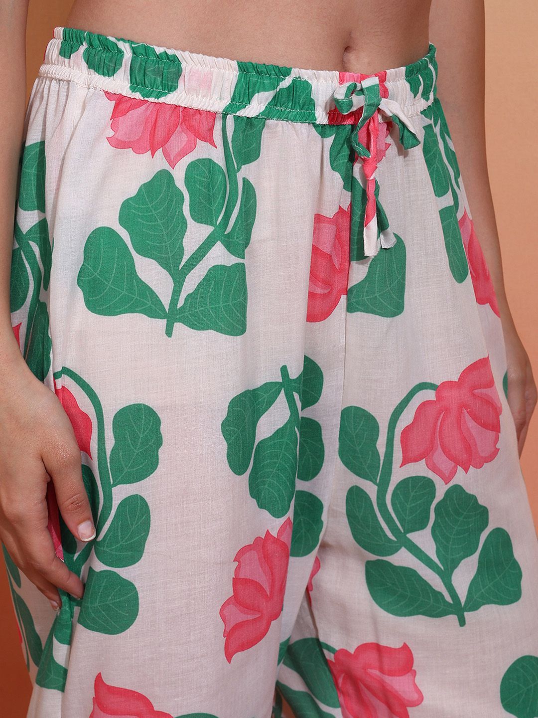 Indyancart SN Women's Printed Pure Cotton Kurti With Trousers
