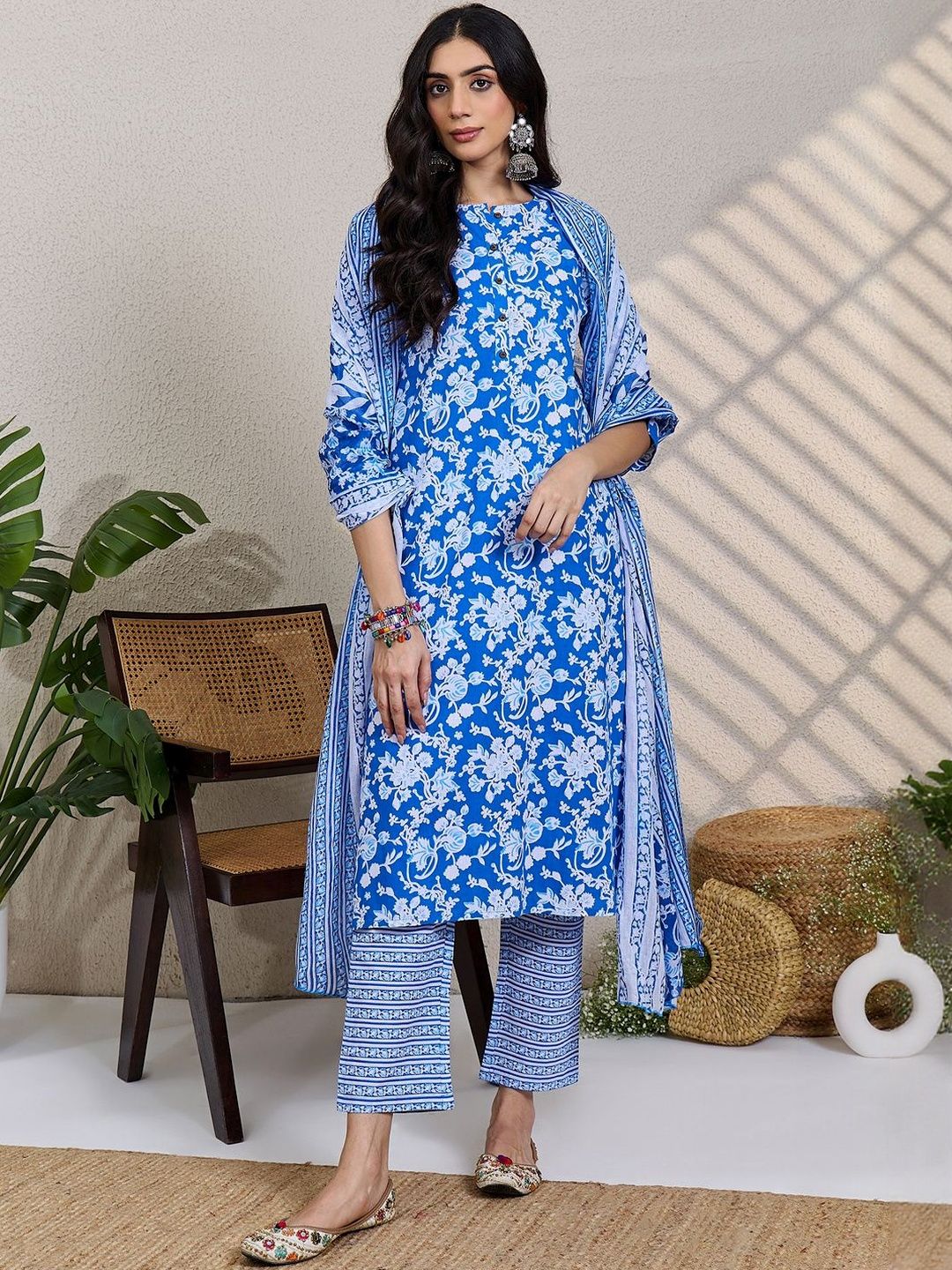 Women Floral Printed Regular Pure Cotton Kurta with Trousers & With Dupatta