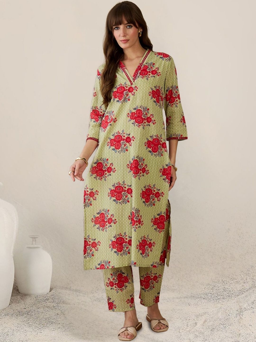 Women Floral Printed Regular Mirror Work Pure Cotton Kurta with Trousers