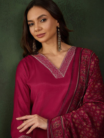 Indyancart SN Women's V-Neck Thread Work Straight Kurta With Trousers & Dupatta