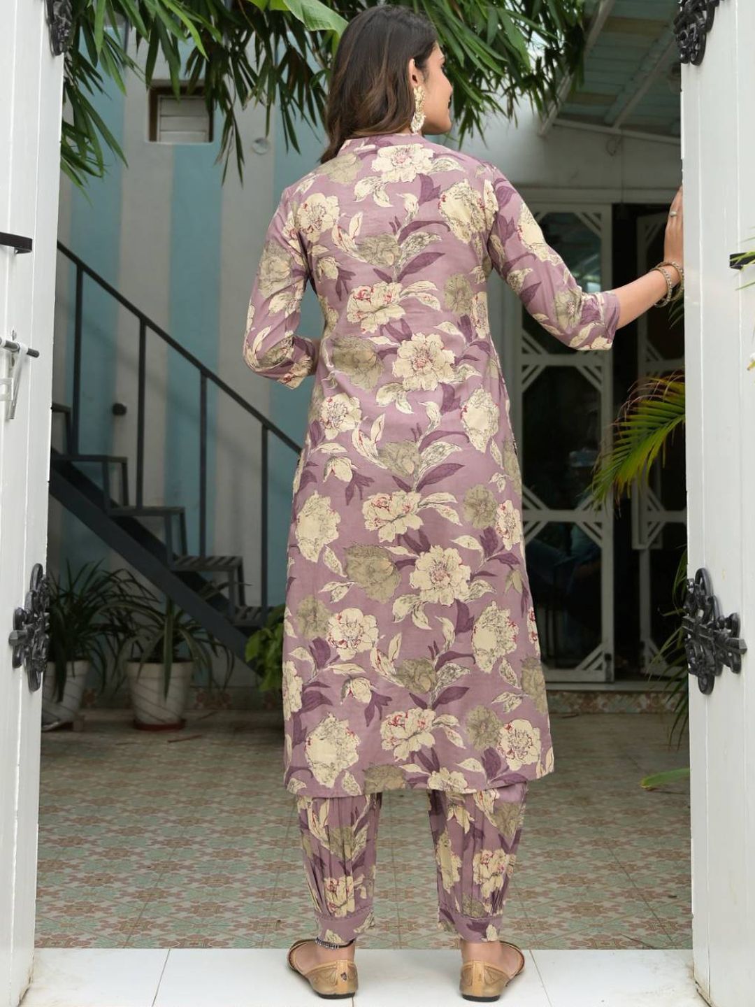 Indyancart VA Women'sFloral Printed Regular Mirror Work Pure Cotton Kurta with Salwar & Dupatta