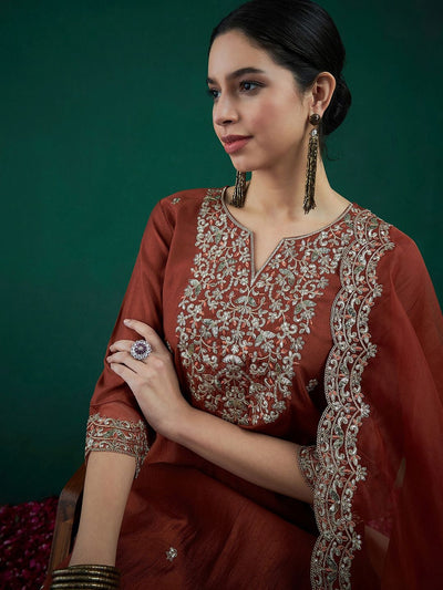 Indyancart IE Ethnic Motifs Embroidered Regular Liva Zari Kurta With Trousers & Dupatta