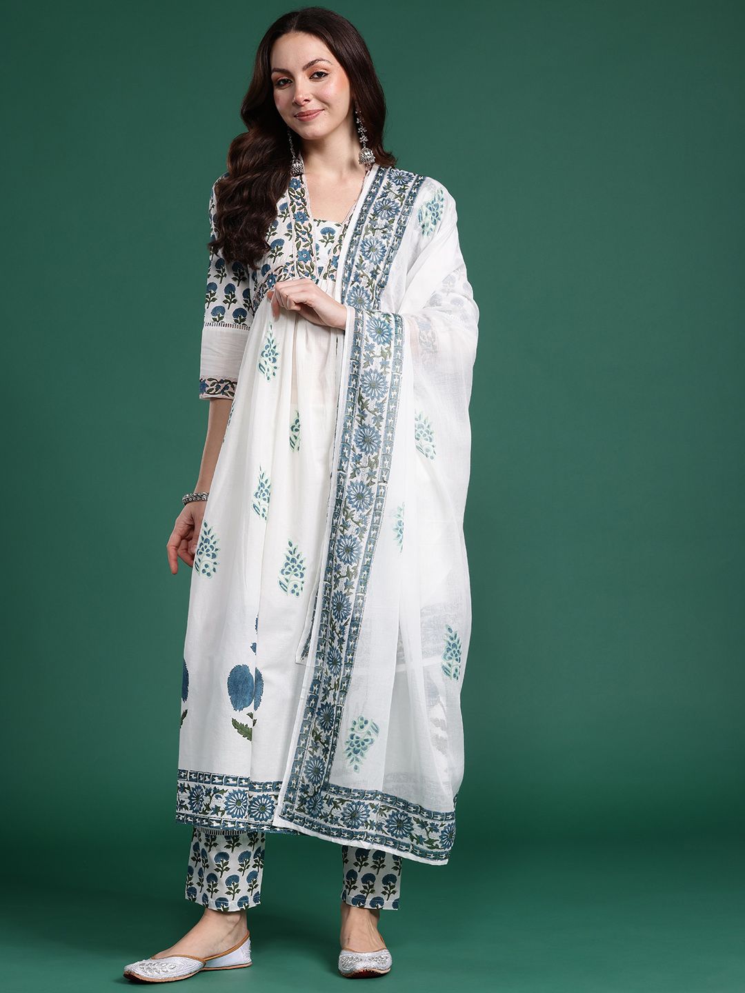 Dhiyona IE Women Floral Printed Empire Pure Cotton Kurta with Trousers & Dupatta