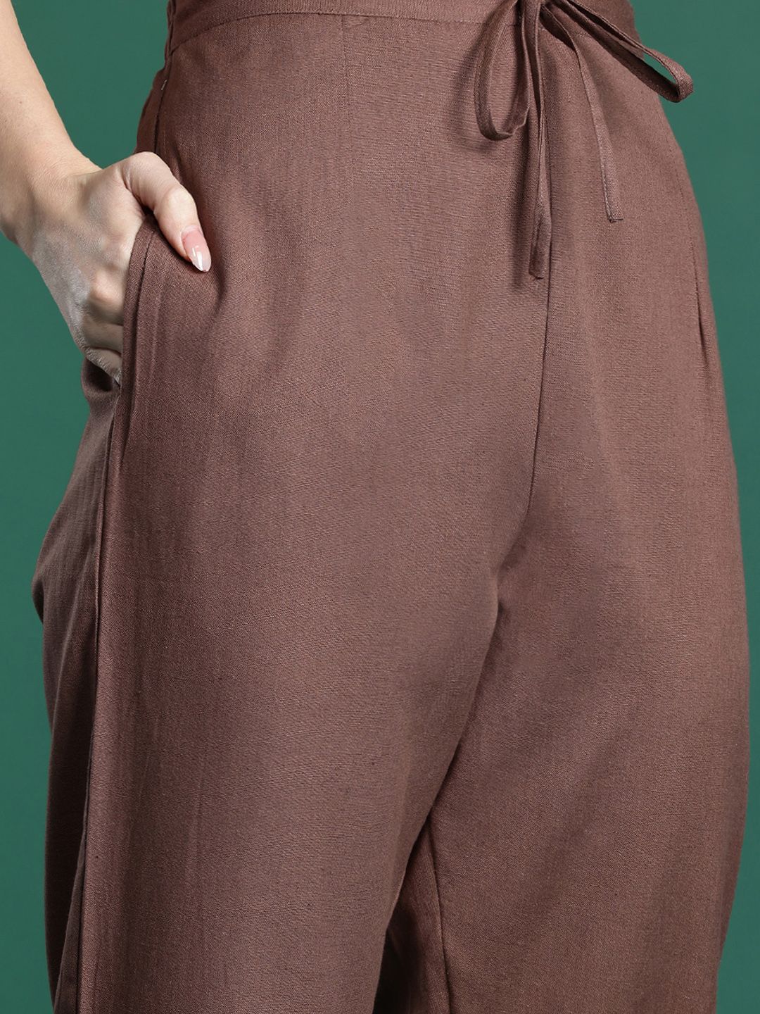 Indyancart IE Floral Embroidered Pure Cotton Kurta with Trousers