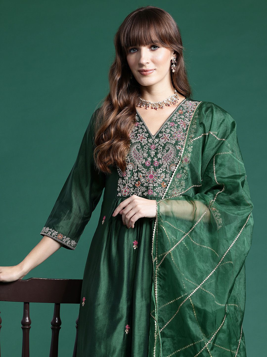 Floral Embroidered Zari Pleated Liva Kurta With Trousers & Dupatta