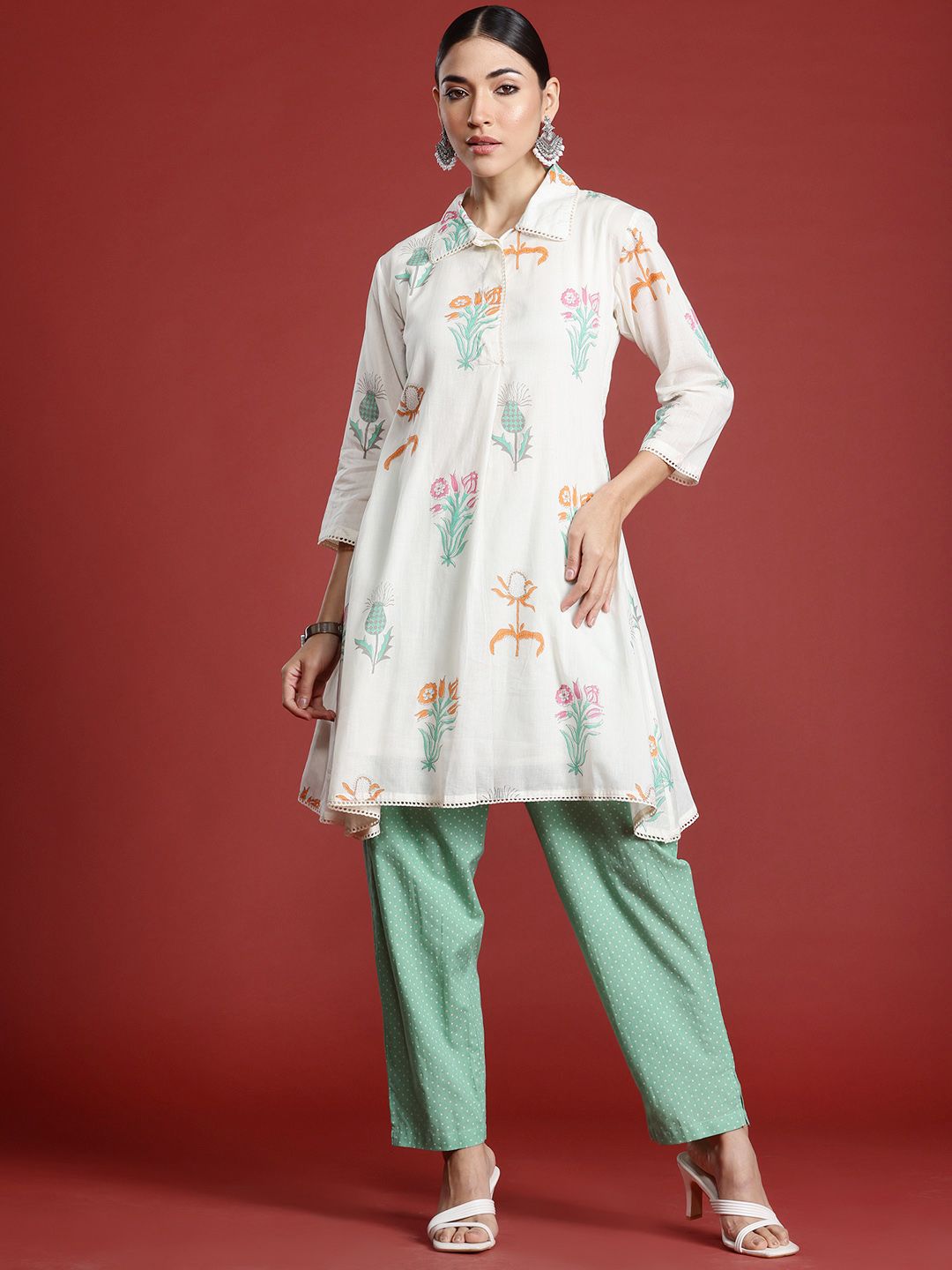 Indyancart IE Floral Printed Pure Cotton Kurti with Trousers