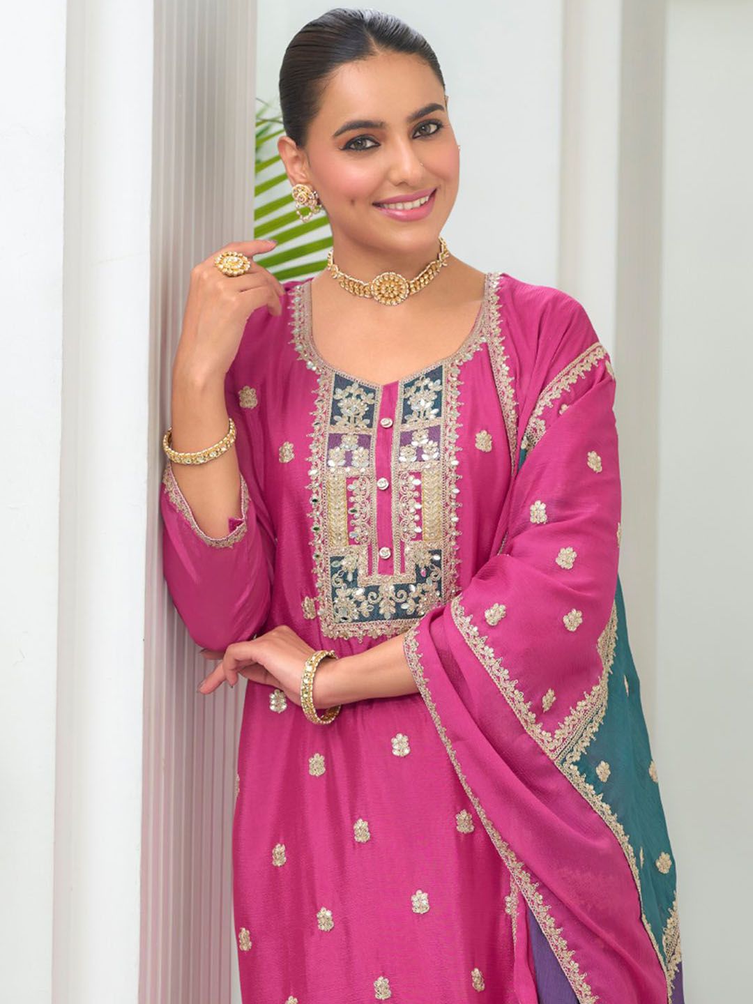 Ethnic Motifs Embroidered Sequinned Round Neck Kurta With Trousers & Dupatta