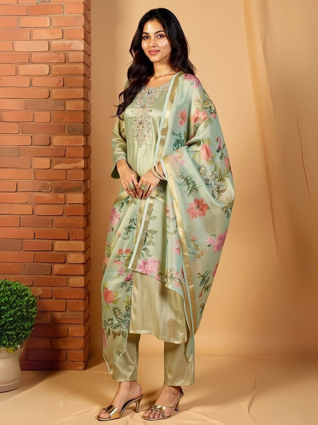 Women Ethnic Motifs Embroidered Thread Work Kurta Trousers With Printed Dupatta