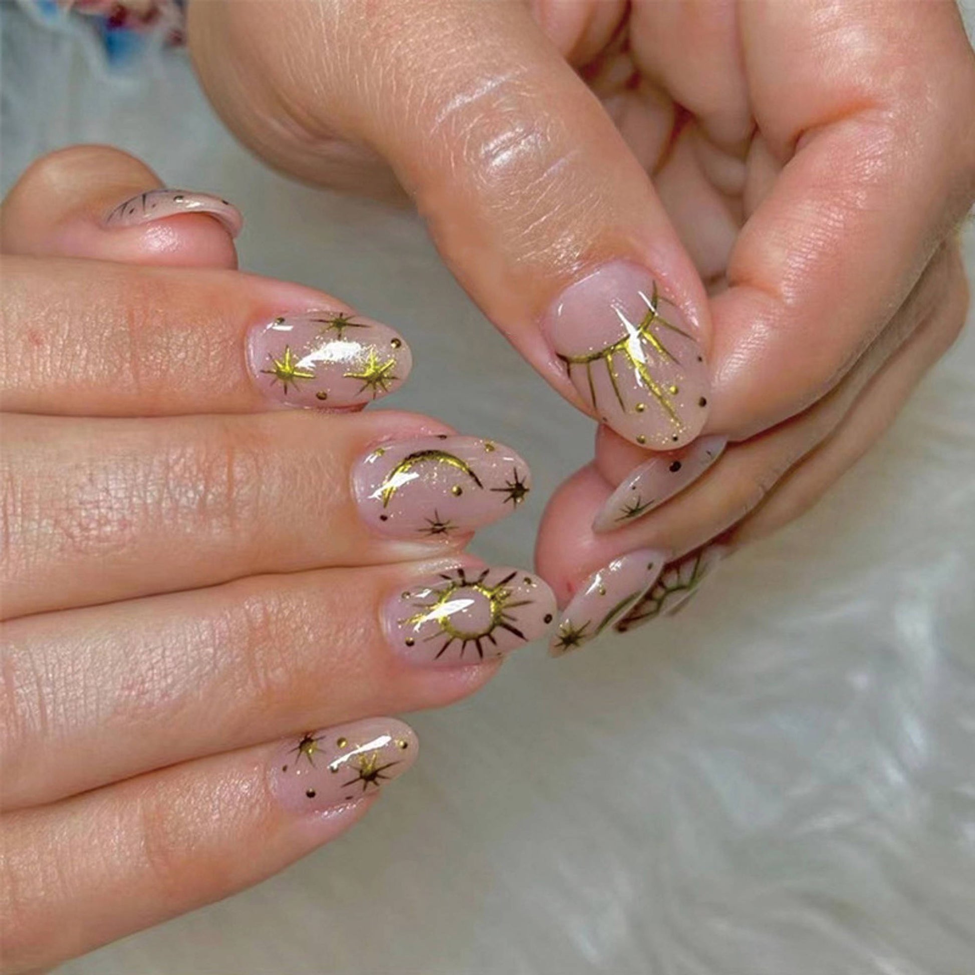 Gush Beauty Nailed It Reusable Luxury Press On Nails (Round Shape) - Celestial Gold
