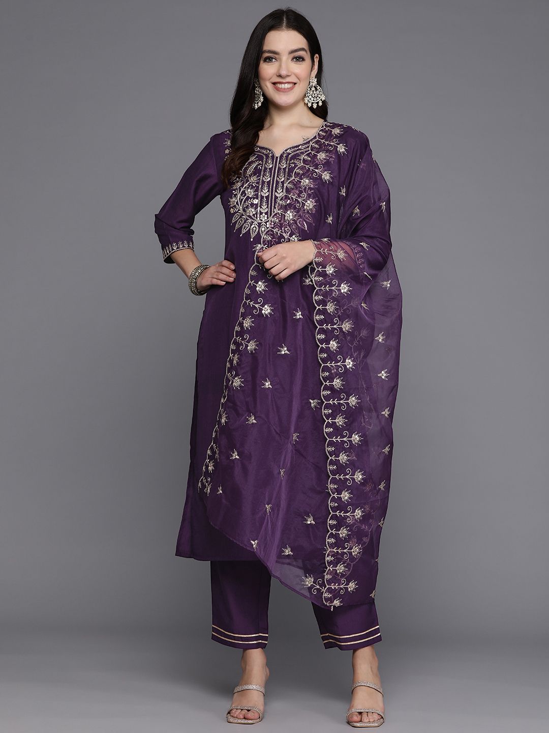 Indyancart IE Women Floral Yoke Design Regular Kurta with Trousers & With Dupatta