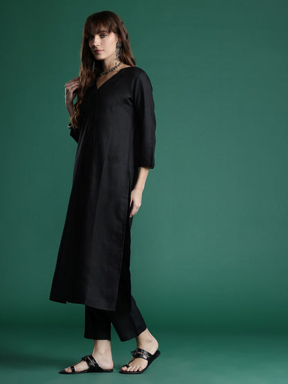 Indyancart IE Pleated Kurta with Trousers