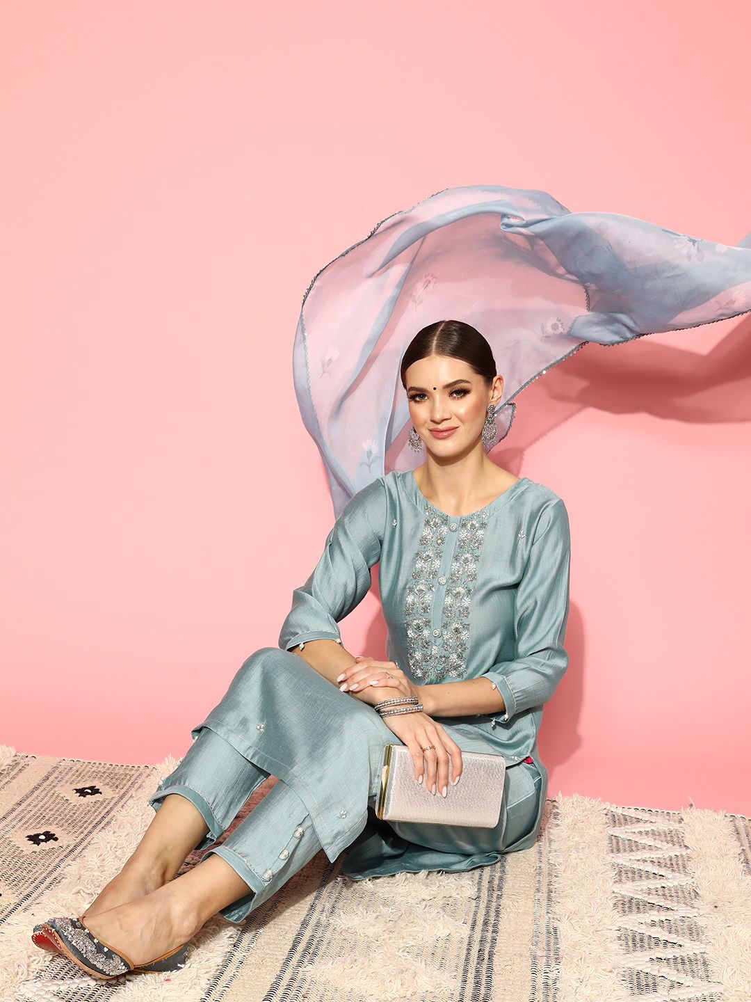 Indyancart VA Women'sFloral Embroidered Regular Beads & Stones Kurta with Trousers & Dupatta