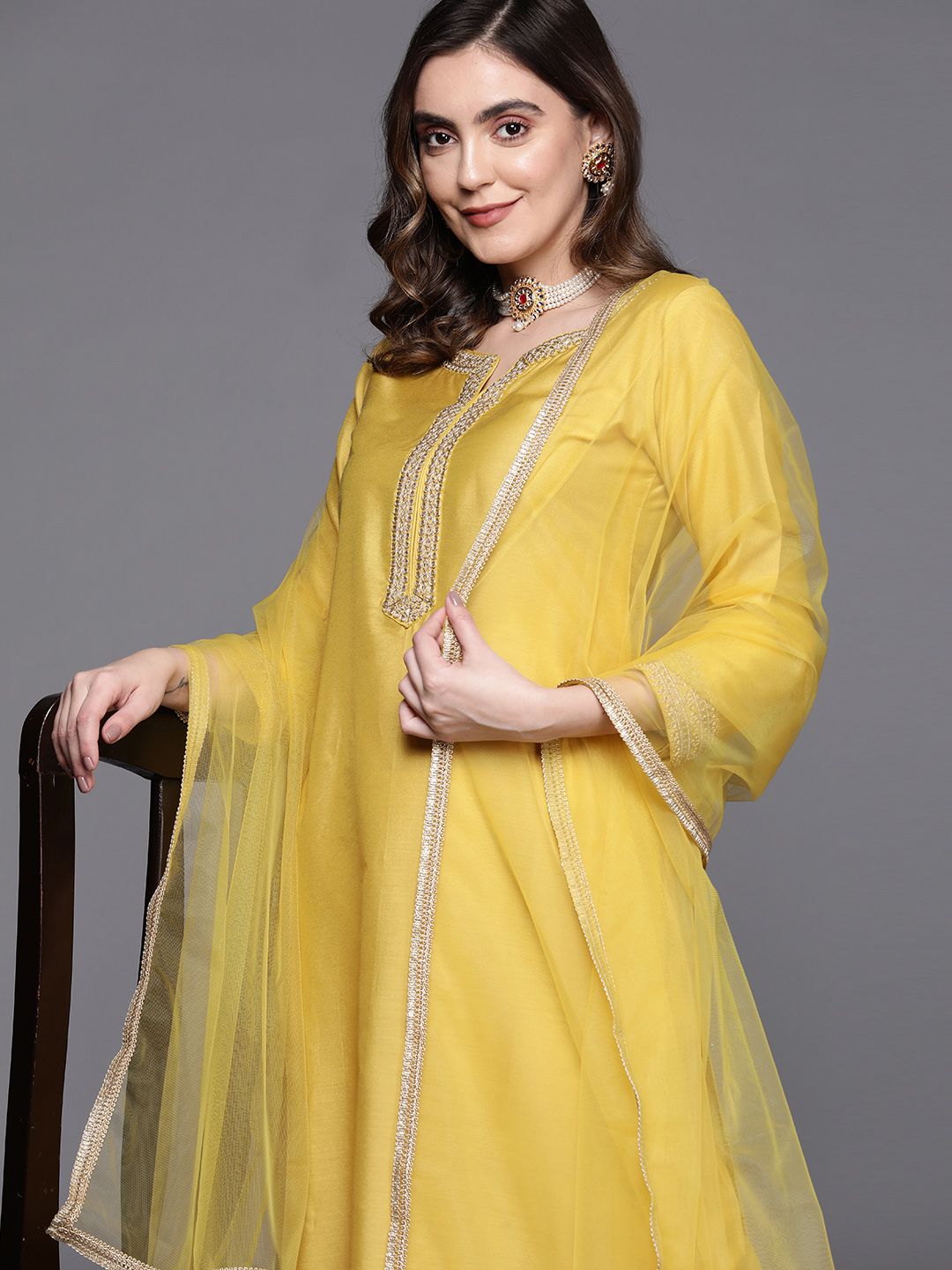 Ethnic Motifs Embroidered Sequinned Kurta With Trousers & With Dupatta