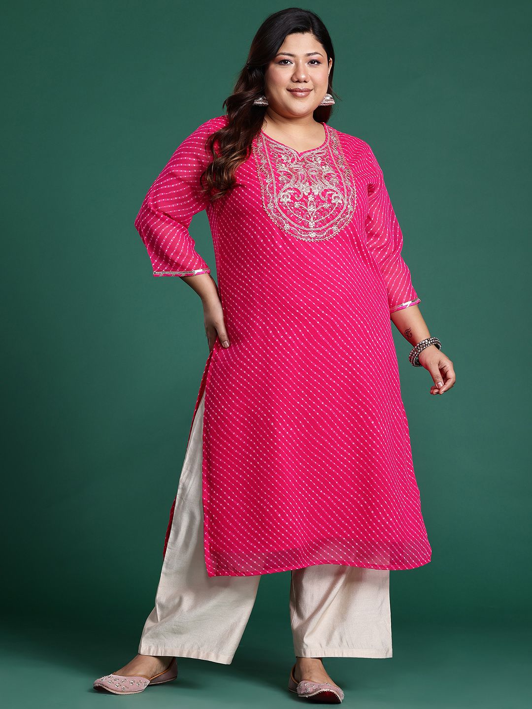 Indyancart IE Plus Size Ethnic Motifs Embroidered Sequinned Georgette Kurta