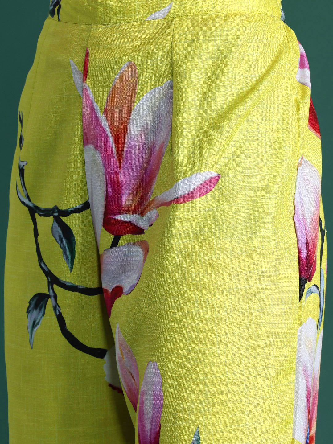 Indyancart IE Floral Printed Kurta with Trousers