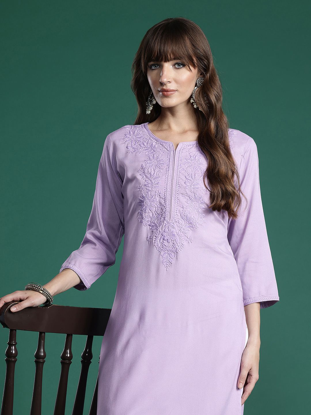 Indyancart IE Floral Embroidered Thread Work Kurta