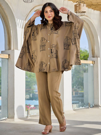 Women Ethnic Motifs Printed Band Collar Kaftan Kurta With Trouser