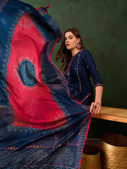 Indyancart SN Women's Geometric Embroidered Sequinned Straight Kurta & Trouser With Dupatta