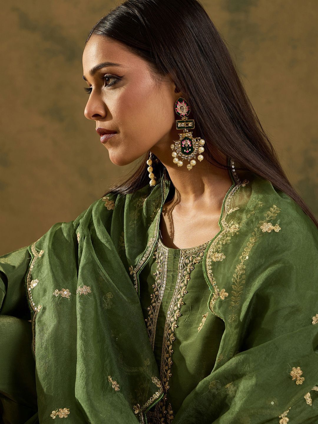 Dhiyona IE Ethnic Motifs Embroidered Gotta Patti Straight Kurta With Trousers & Dupatta