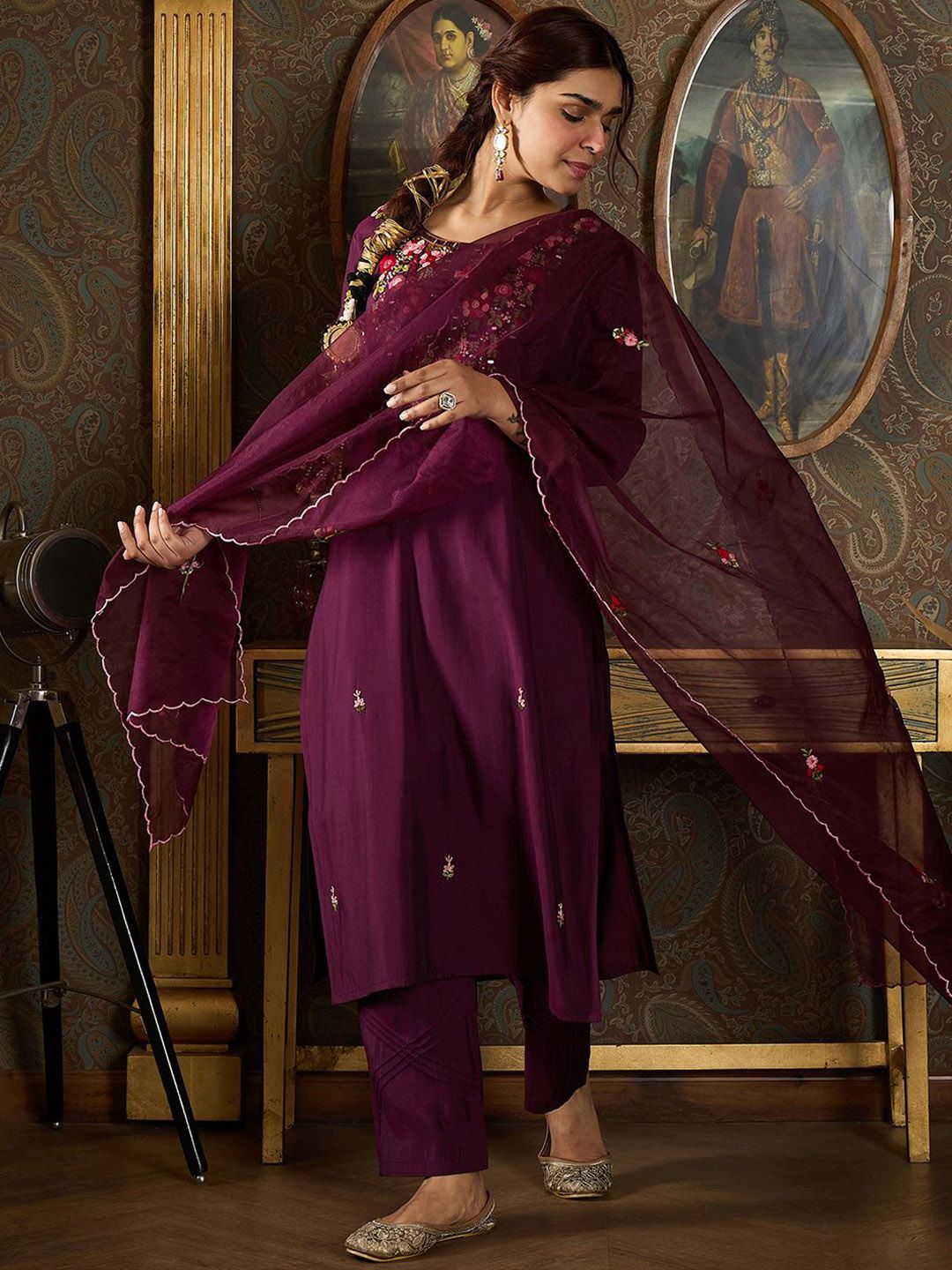 Indyancart IE Floral Embroidered Kurta With Trousers & Dupatta