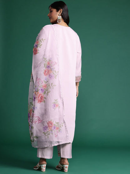 Indyancart Women's Plus Size Floral Embroidered Beads & Stones Kurta with Trousers & With Dupatta