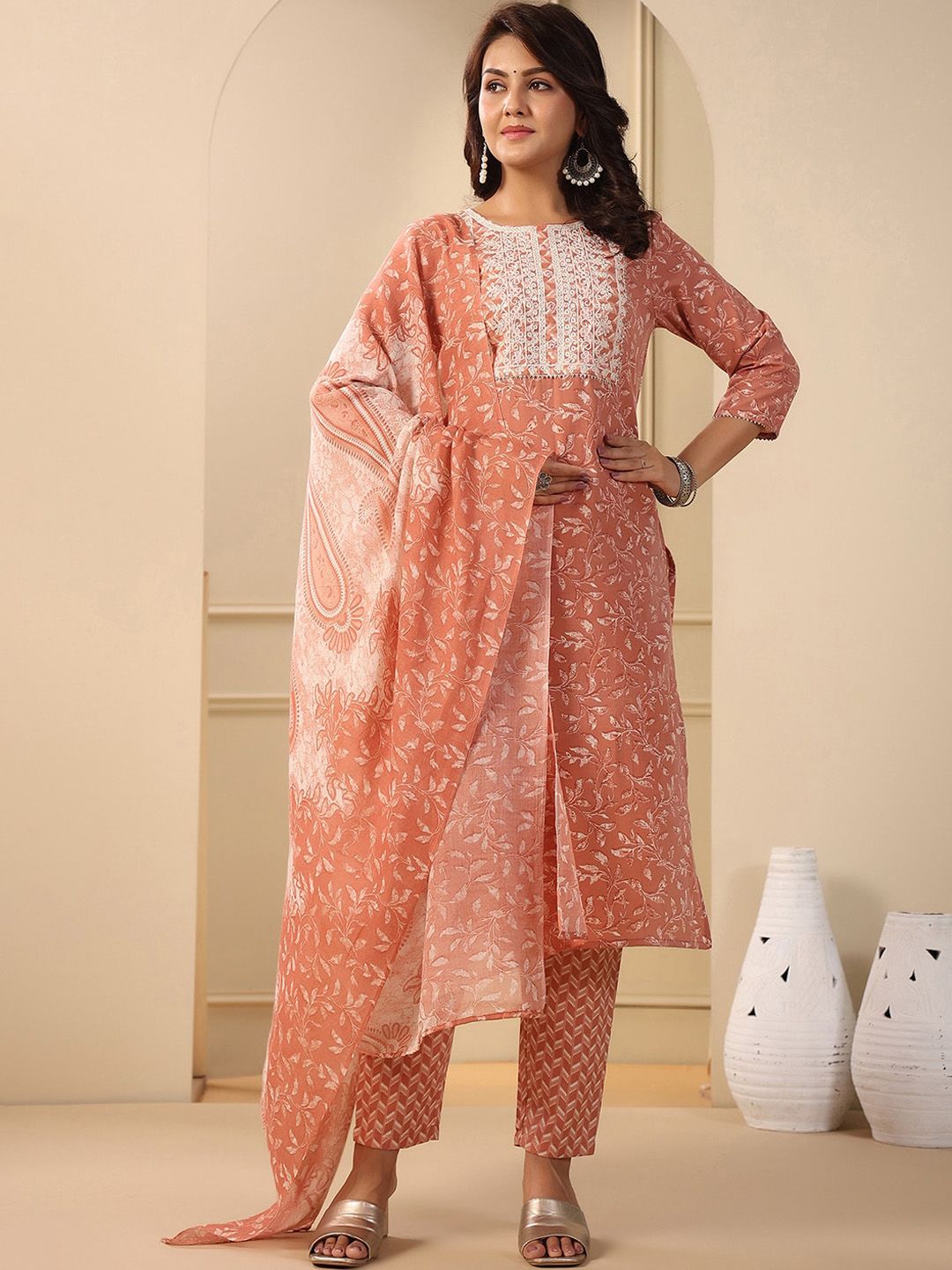 Dhiyona IE Floral Printed Thread Work Pure Cotton Straight Kurta & Trouser With Dupatta