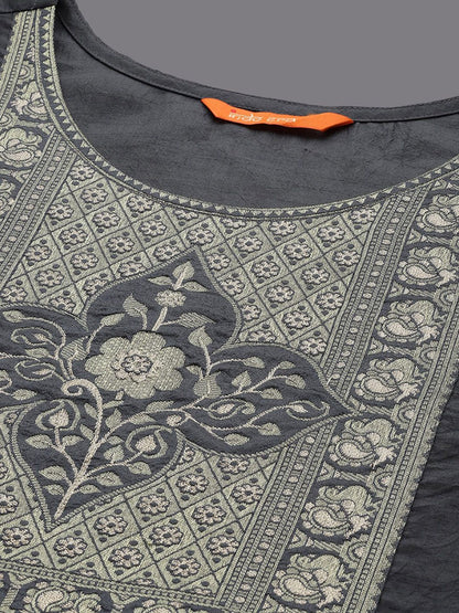 Indyancart IE Yoke Design Round Neck Three-Quarter Sleeves Empire Kurta Set