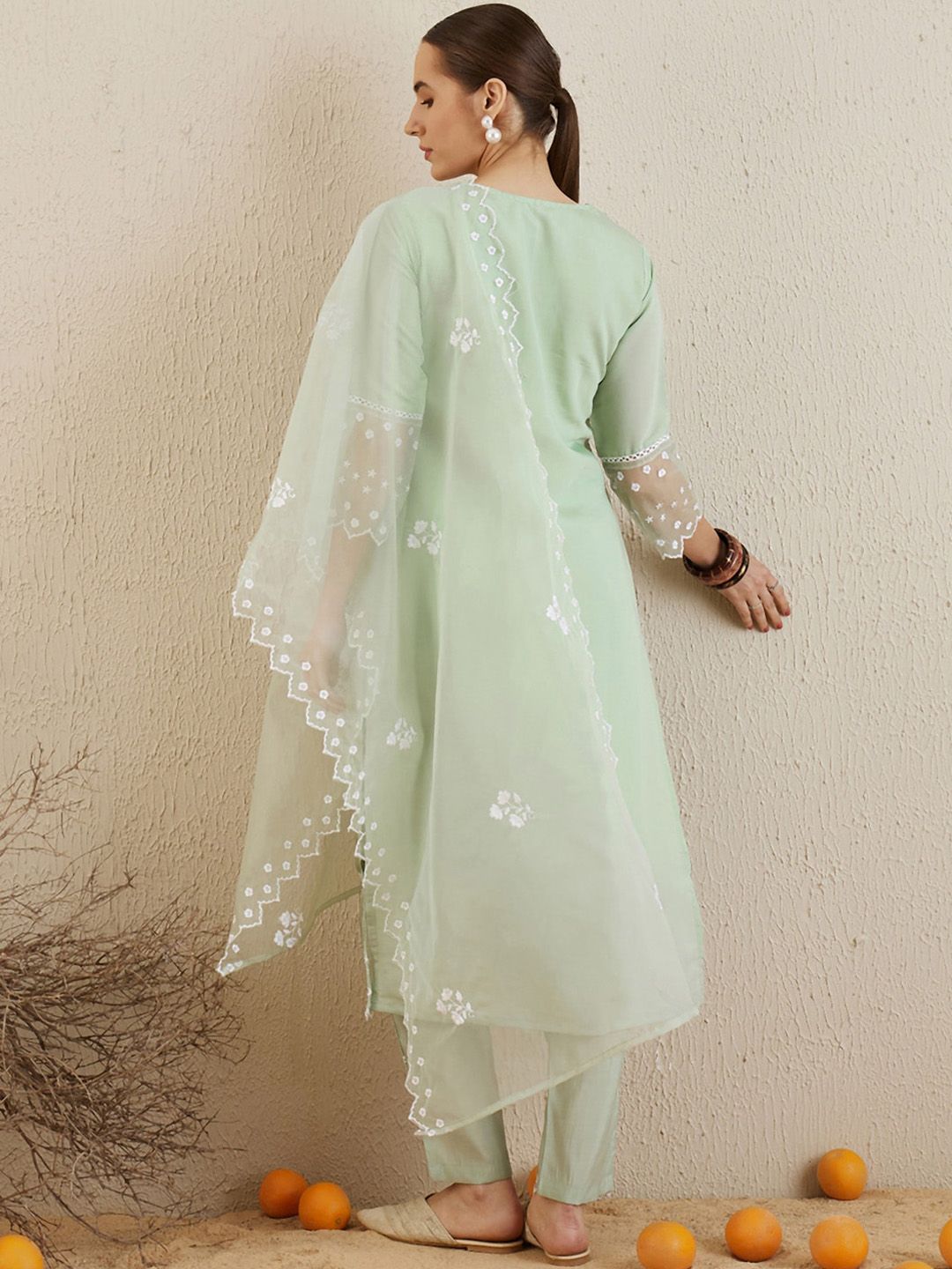 Indyancart IE Floral Embroidered Regular Thread Work Kurta with Trousers & Dupatta