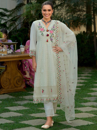 Dhiyona IE Floral Yoke Design Thread Work Pure Cotton Anarkali Kurta Wth Trousers & Dupatta