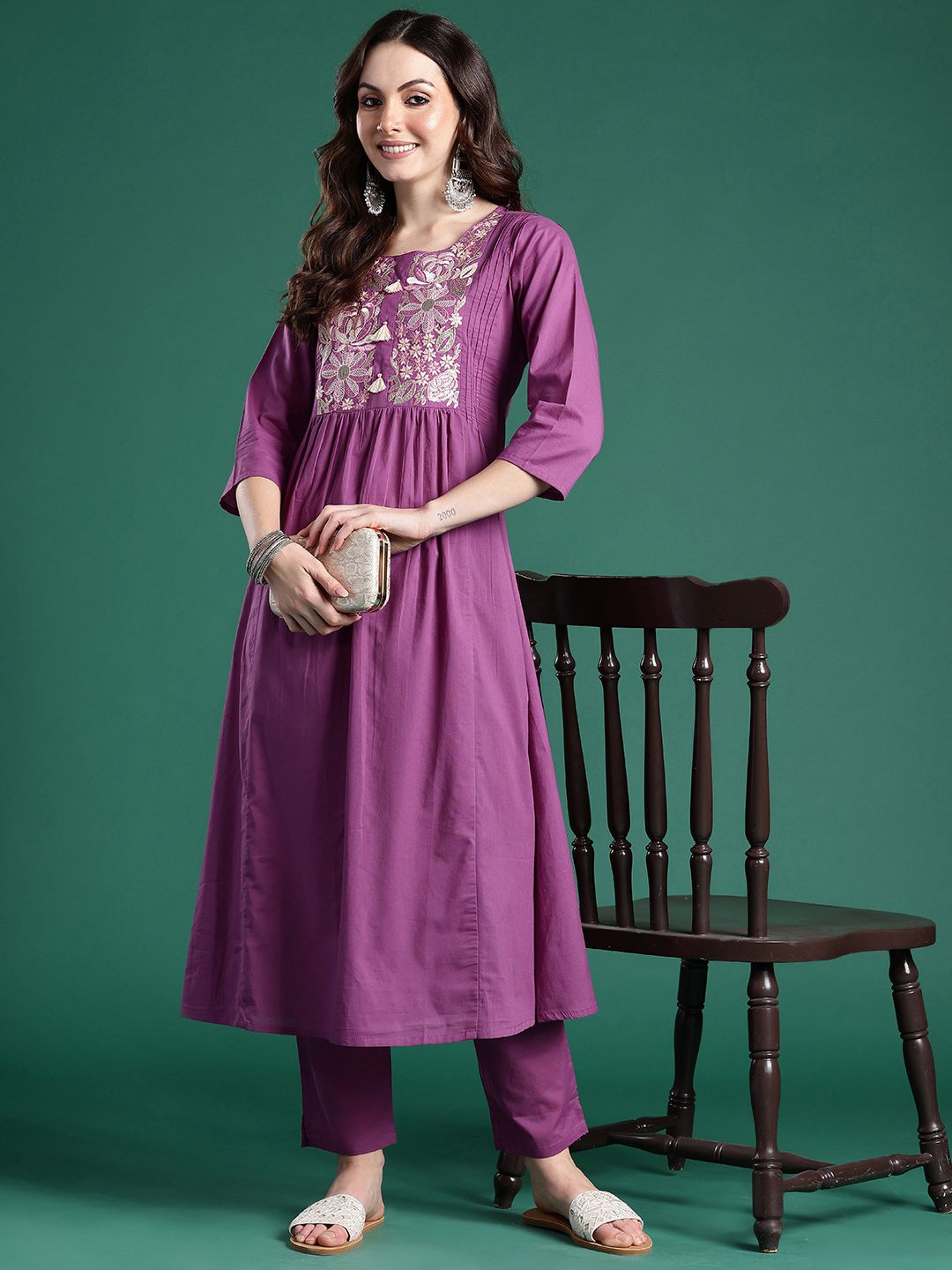 Indyancart IE Floral Embroidered Pure Cotton Kurta with Trousers