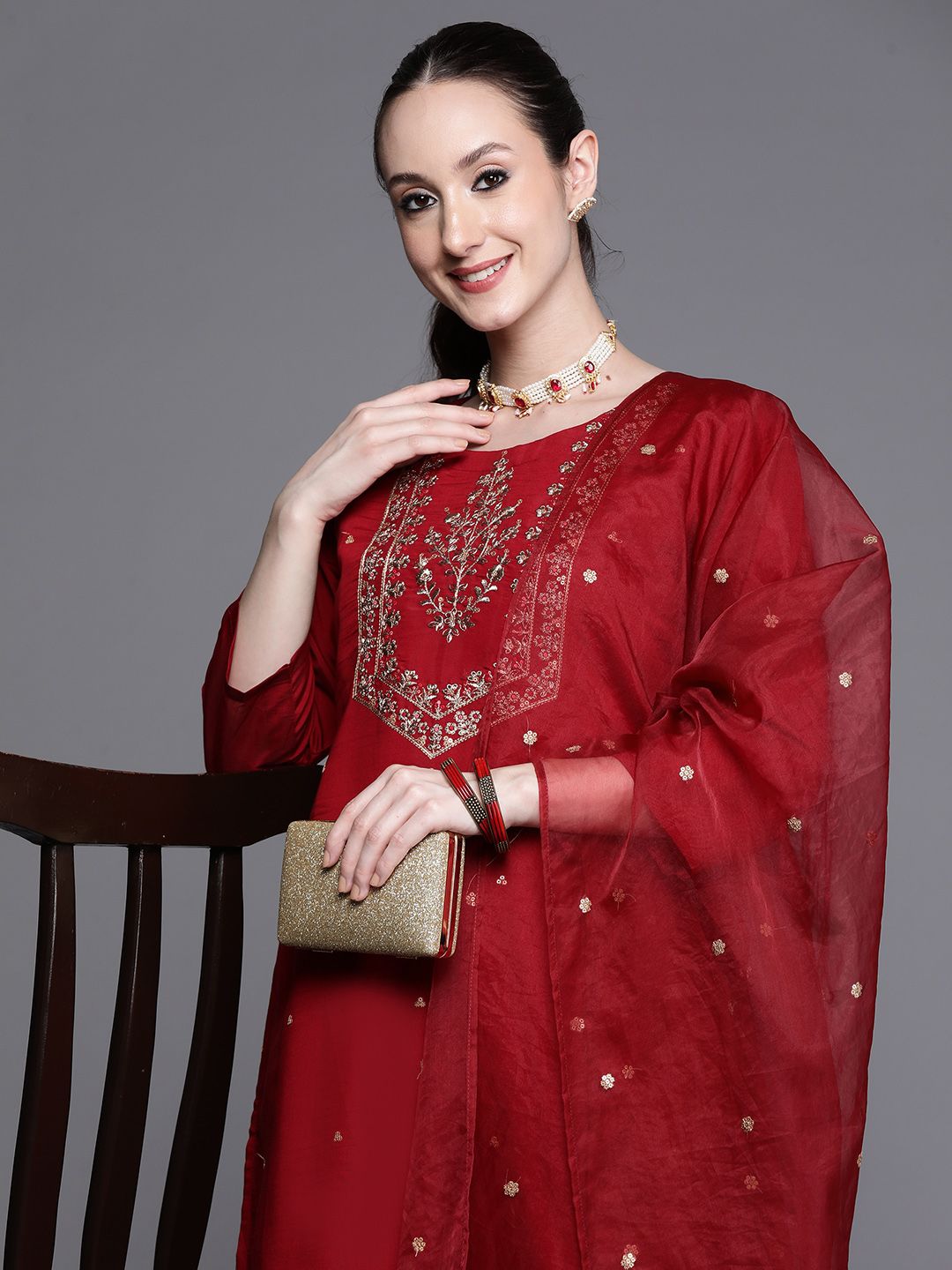 Indyancart IE Floral Embroidered Regular Kurta With Trousers & Dupatta