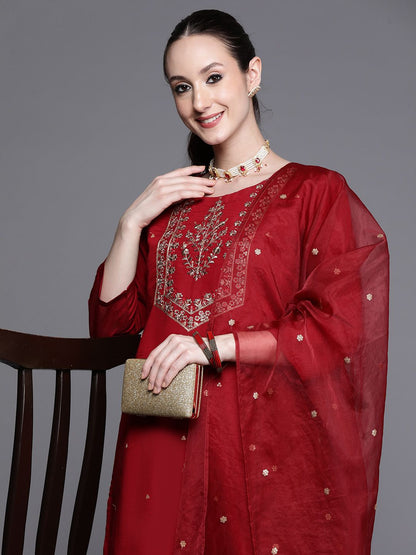 Indyancart IE Floral Embroidered Regular Kurta With Trousers & Dupatta