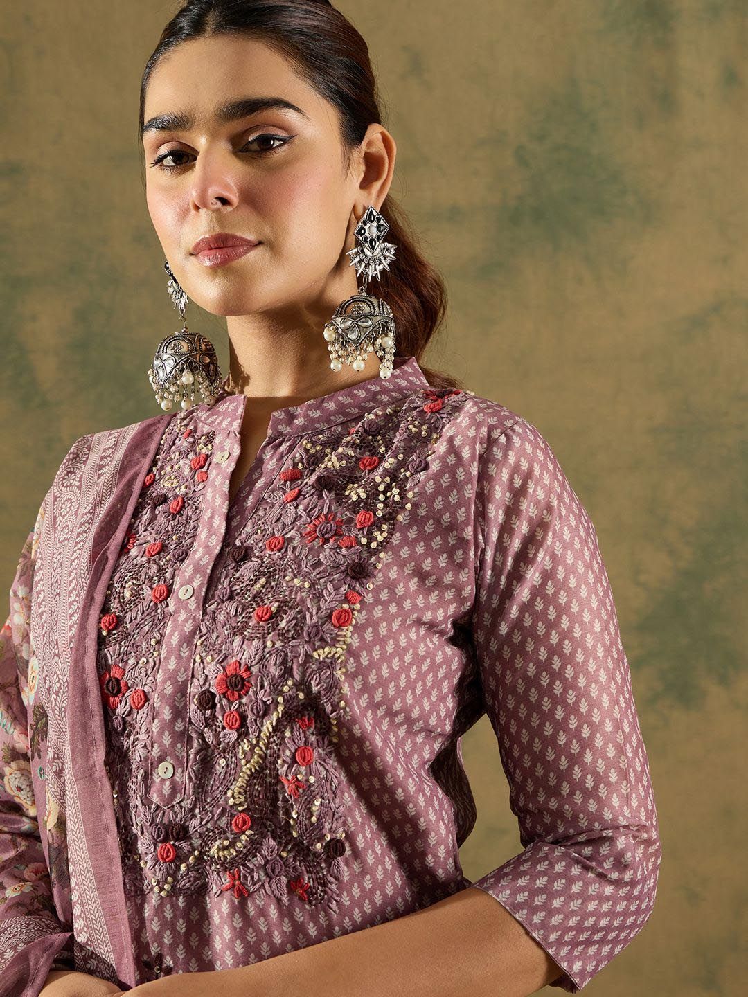 Floral Printed Thread Work Chanderi Silk Straight Kurta with Trouser & Dupatta