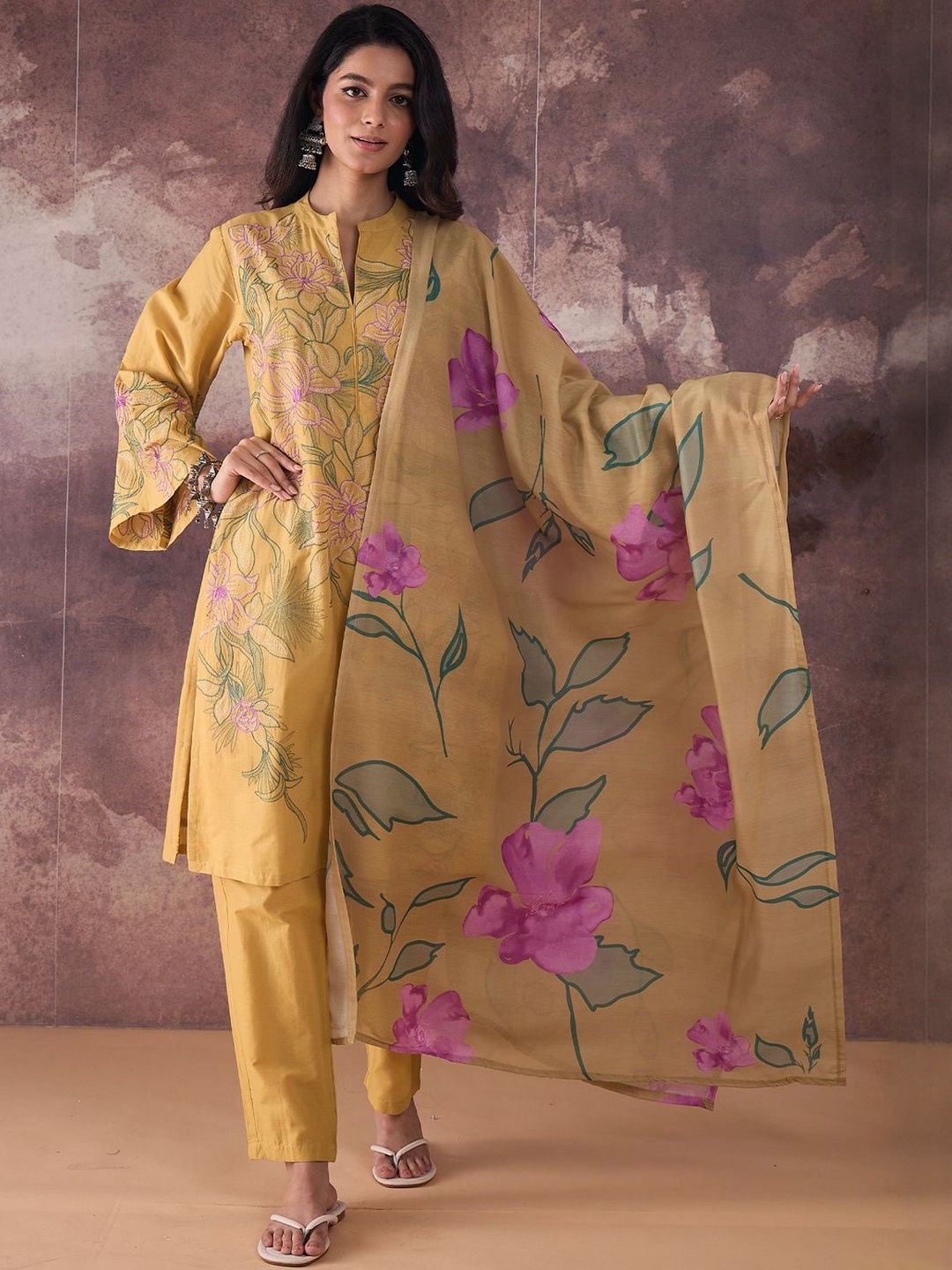 Floral Embroidered Mandarin Collar Pure Cotton Kurta & Trousers With Dupatta