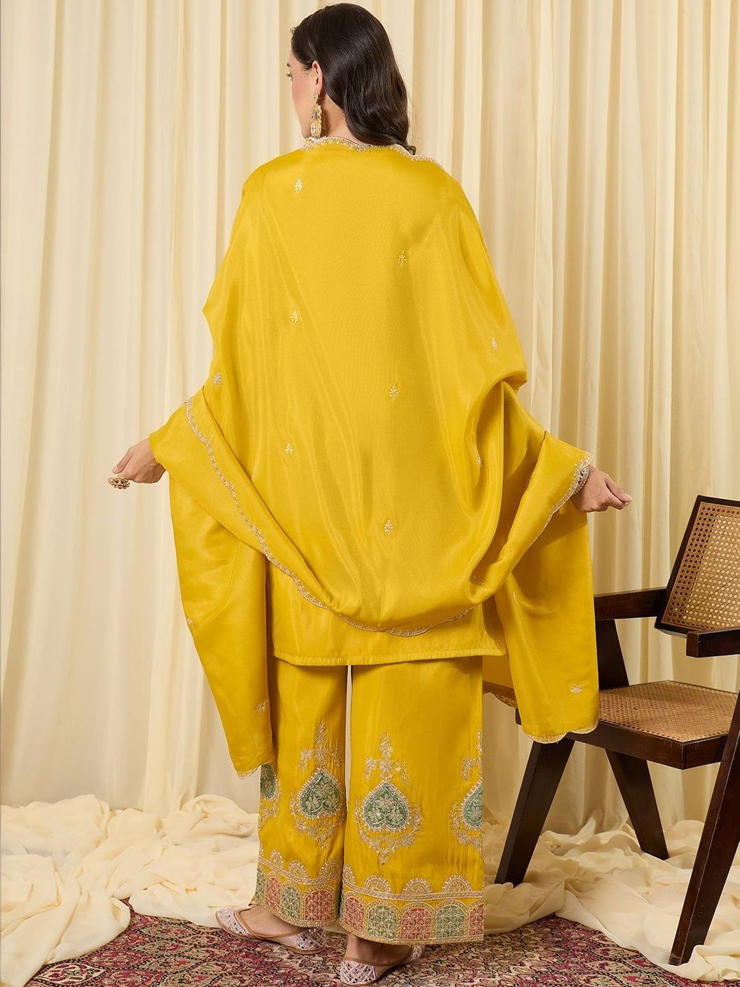 Indyancart IE Women Ethnic Motifs Embroidered Regular Thread Work Kurta with Palazzos & With Dupatta