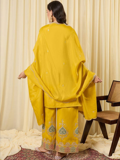 Indyancart IE Women Ethnic Motifs Embroidered Regular Thread Work Kurta with Palazzos & With Dupatta