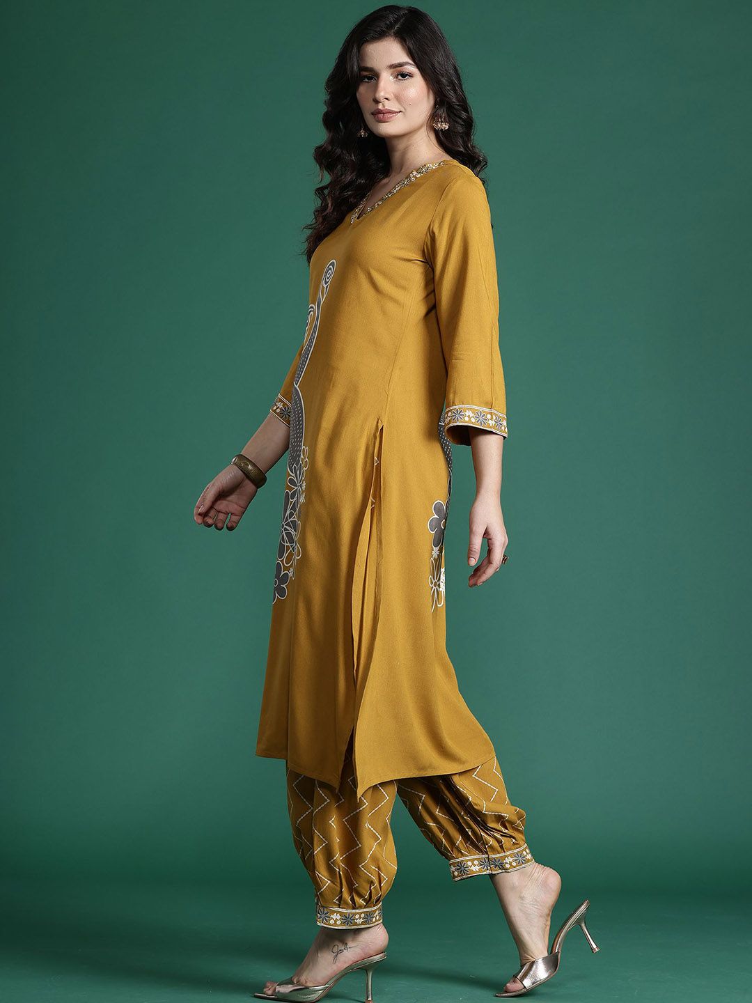 Indyancart IE Printed Three-Quarter Sleeves Tunic With Trouser