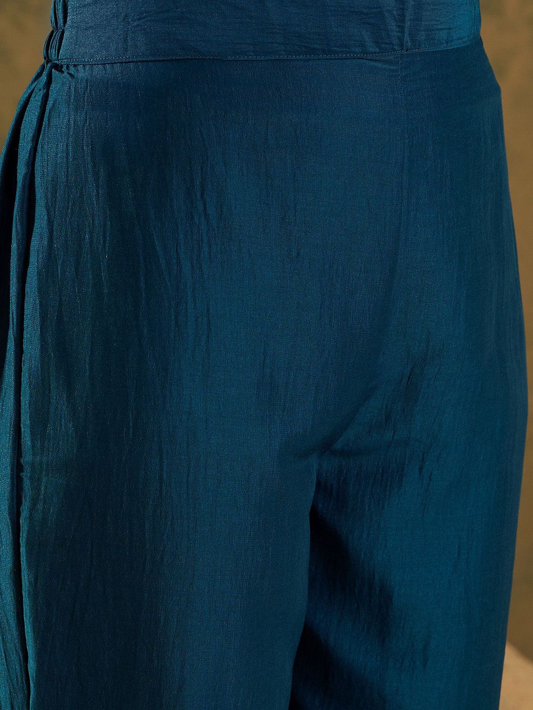 Dhiyona IE Women Ethnic Motifs Embroidered Regular Kurta with Trousers & With Dupatta