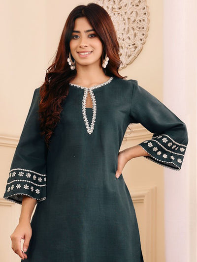 Indyancart VA Women'sEmbroidered Straight Sequinned Kurta with Palazzos