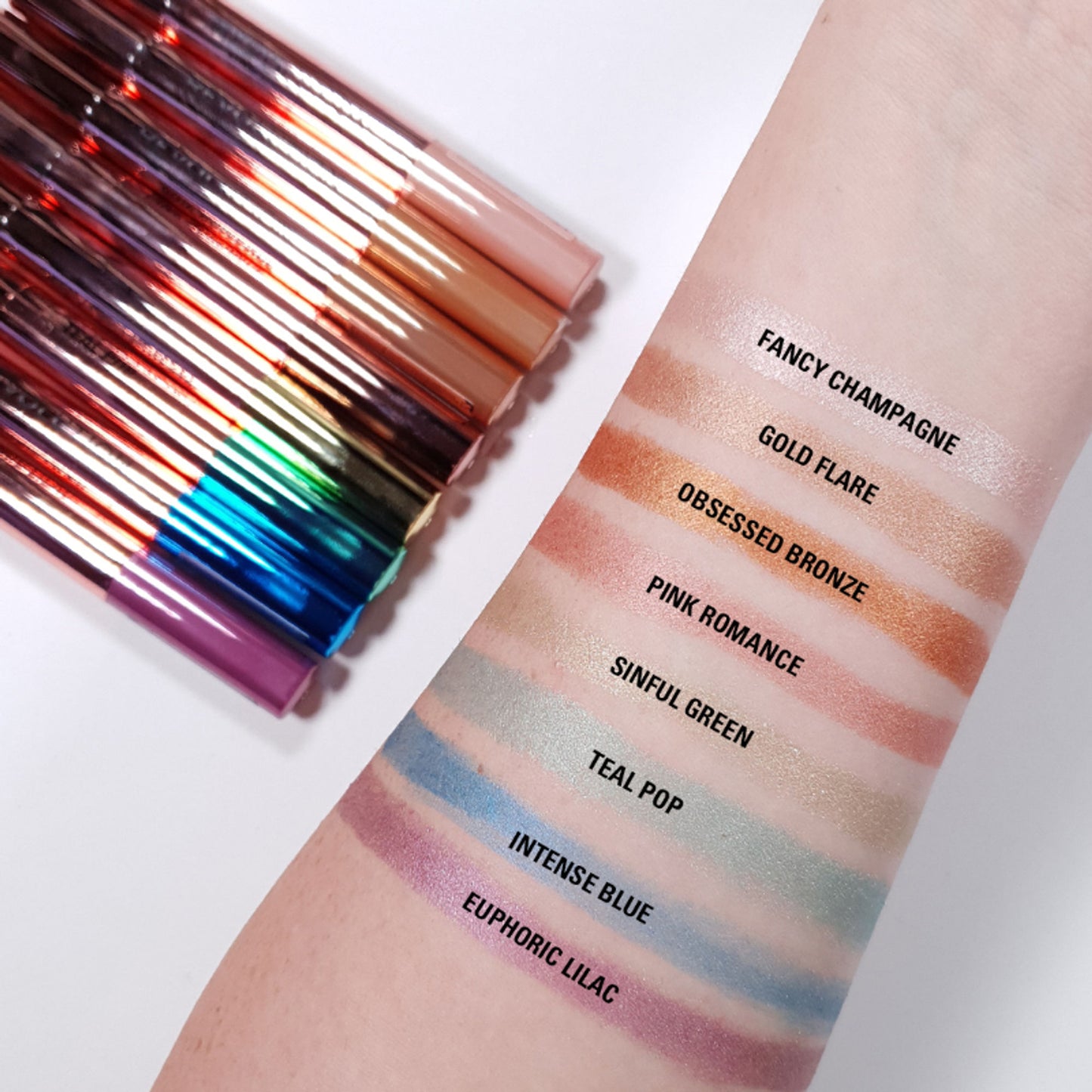 Makeup Revolution Lustre Wand Shadow Stick - Gold Flare