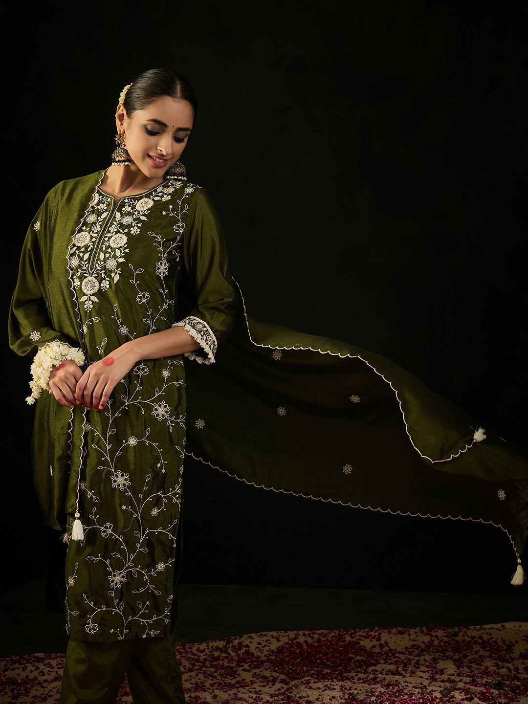Dhiyona IE Ethnic Motifs Embroidered Straight Kurta With Trousers & Dupatta