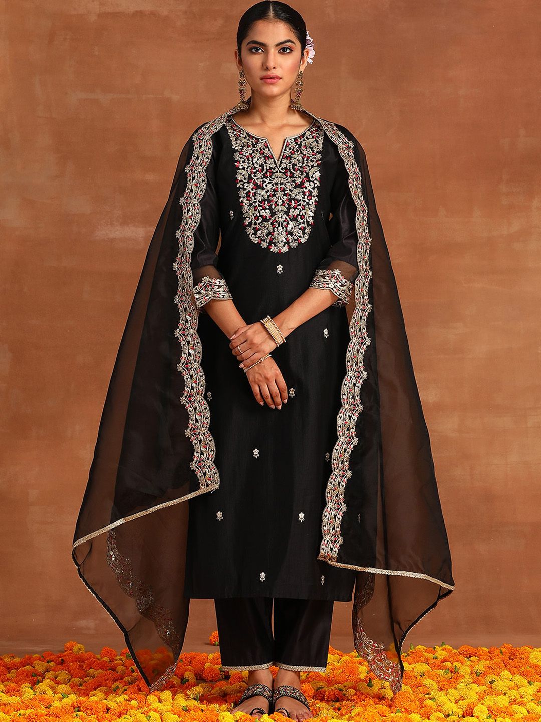 Indyancart IE Floral Embroidered Thread Work Liva Kurta with Trousers & Dupatta