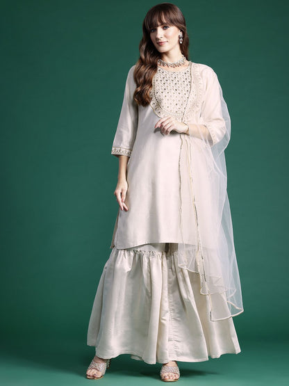 Indyancart IE Ethnic Motifs Embroidered Gotta Patti Liva Kurta With Sharara & Dupatta