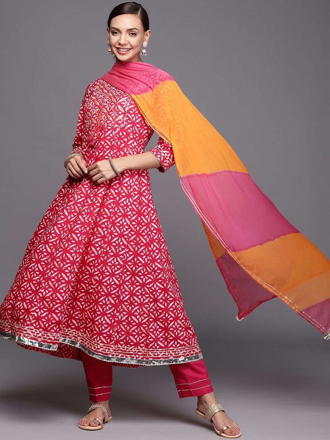 Dhiyona IE Women Pink & White Bandhani Printed Gotta Patti Kurta with Trousers & Dupatta
