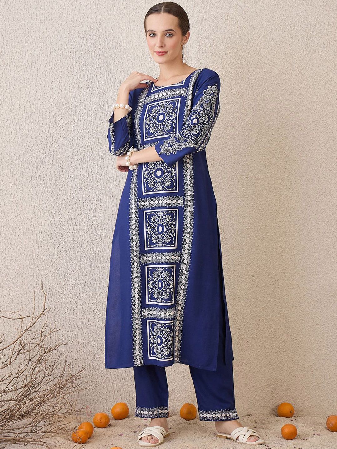 Indyancart IE Floral Printed Round Neck Straight Kurta With Trouser