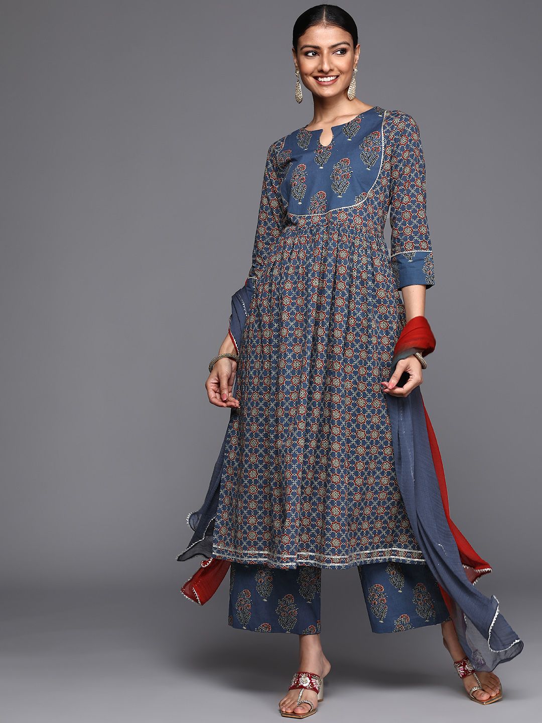 Indyancart VA Women's Blue Ethnic Motifs Printed Pure Cotton Kurta with Trousers & Dupatta