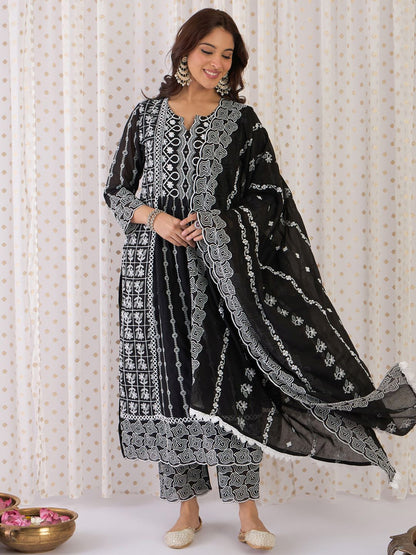 Floral Embroidered Notch Neck Pure Cotton A-Line Kurta With Trousers & Dupatta