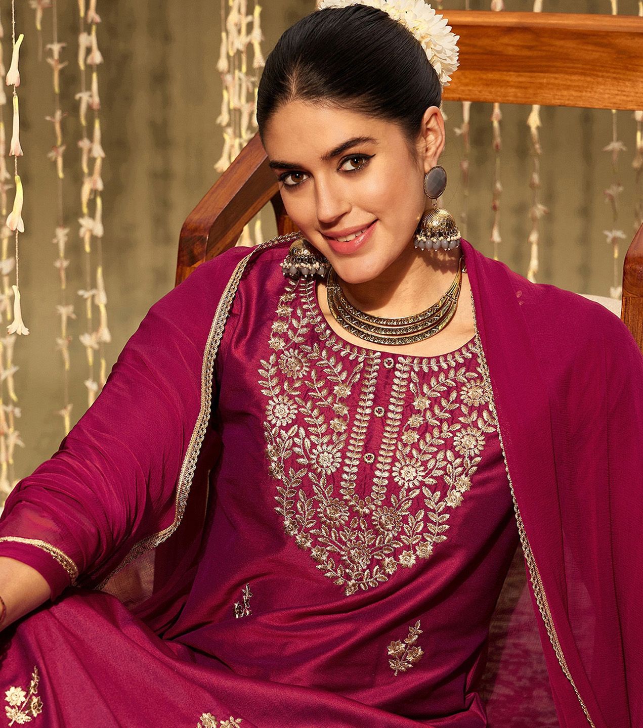 Indyancart IE Magenta Ethnic Motifs Embroidered Straight Kurta & Trouser With Dupatta