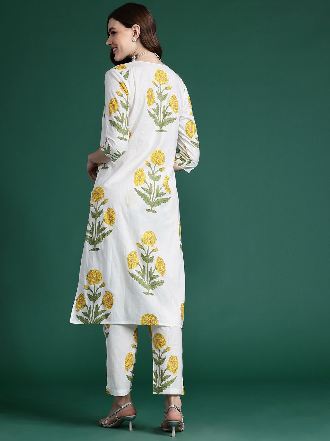 Indyancart IE Floral Printed Pleated Pure Cotton Kurta with Trousers