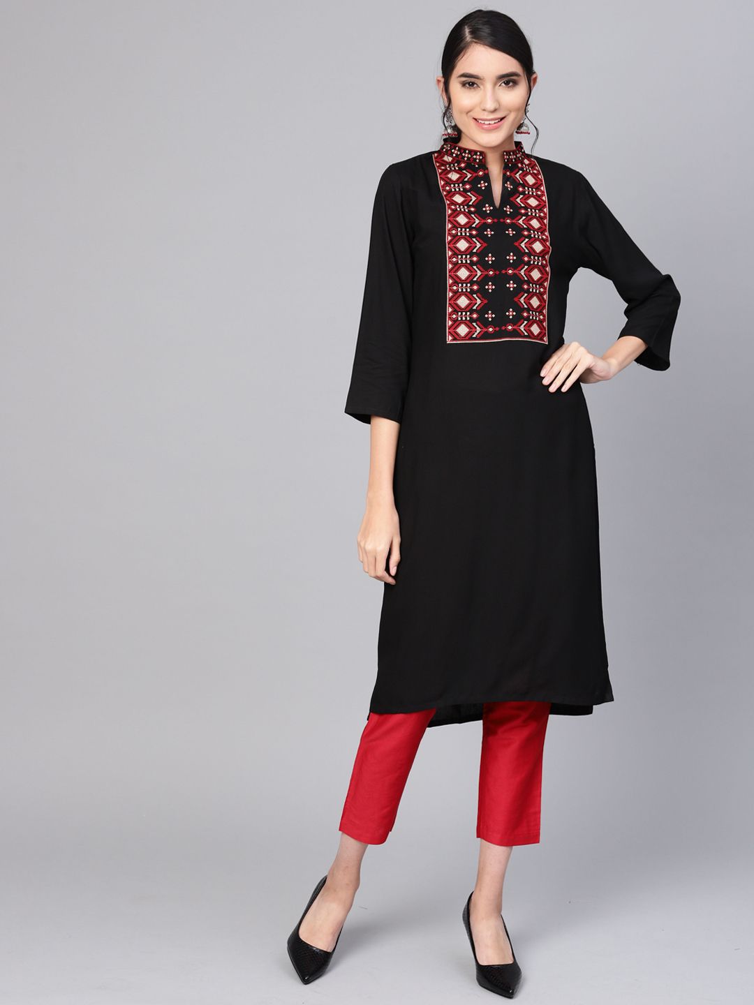 Dhiyona IE Women Black Ethnic Motifs Yoke Design Kurta